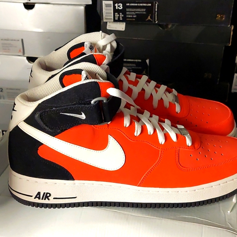 Nike air force 1 mid LV8